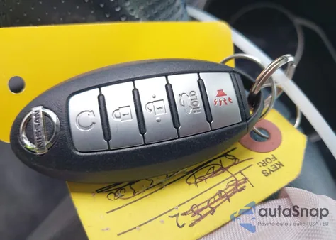 2016 Nissan Maxima 3.5 Platinum z USA, uszkodzony, nr VIN 1N4AA6AP8GC402802